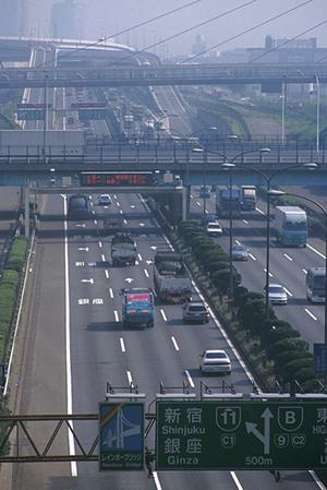 1年間に平均2000台をこなす実力