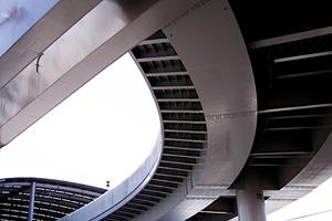 モドーリーに自動車の板金修理を依頼しましょう