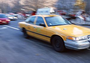 注目上昇中！地域で活躍する移動図書館